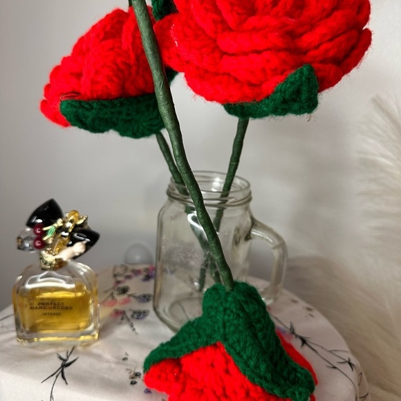 Handmade & Crotchet Roses - Picture 3 of 3